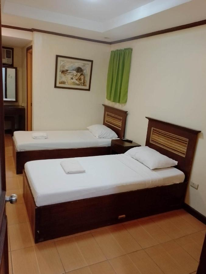 Darunday Manor Hotell Tagbilaran City Exteriör bild