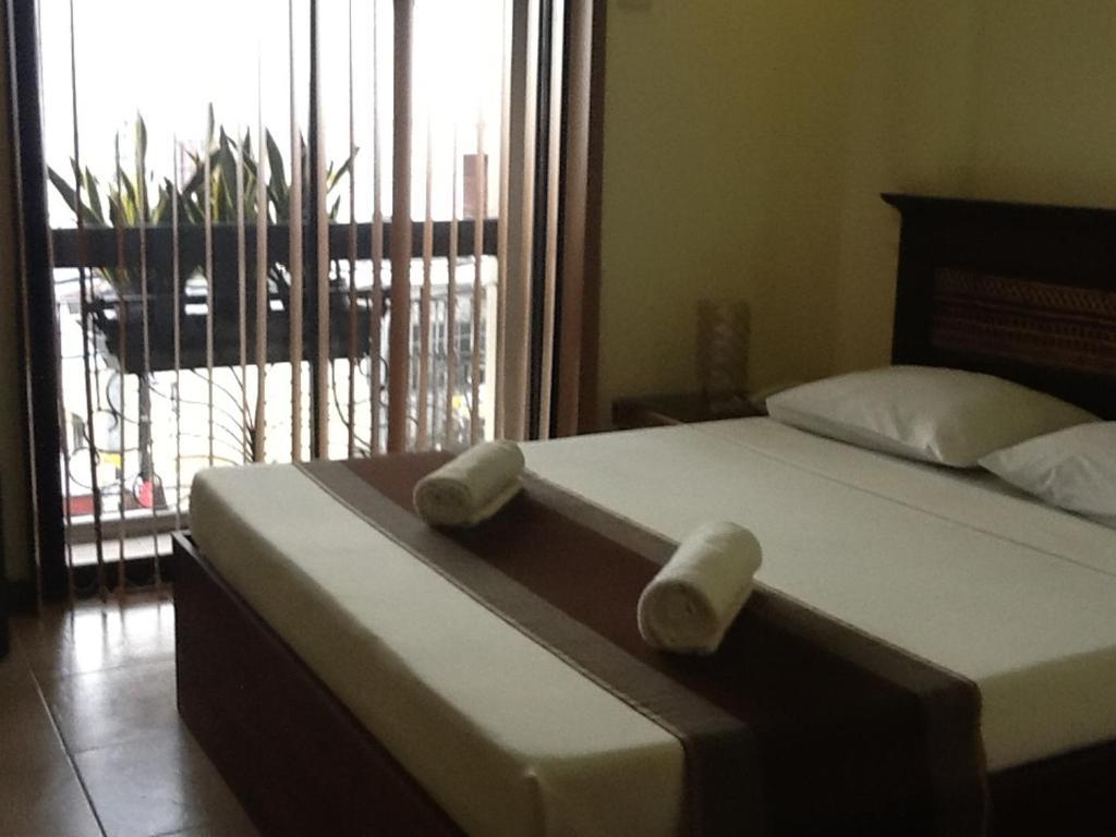 Darunday Manor Hotell Tagbilaran City Exteriör bild