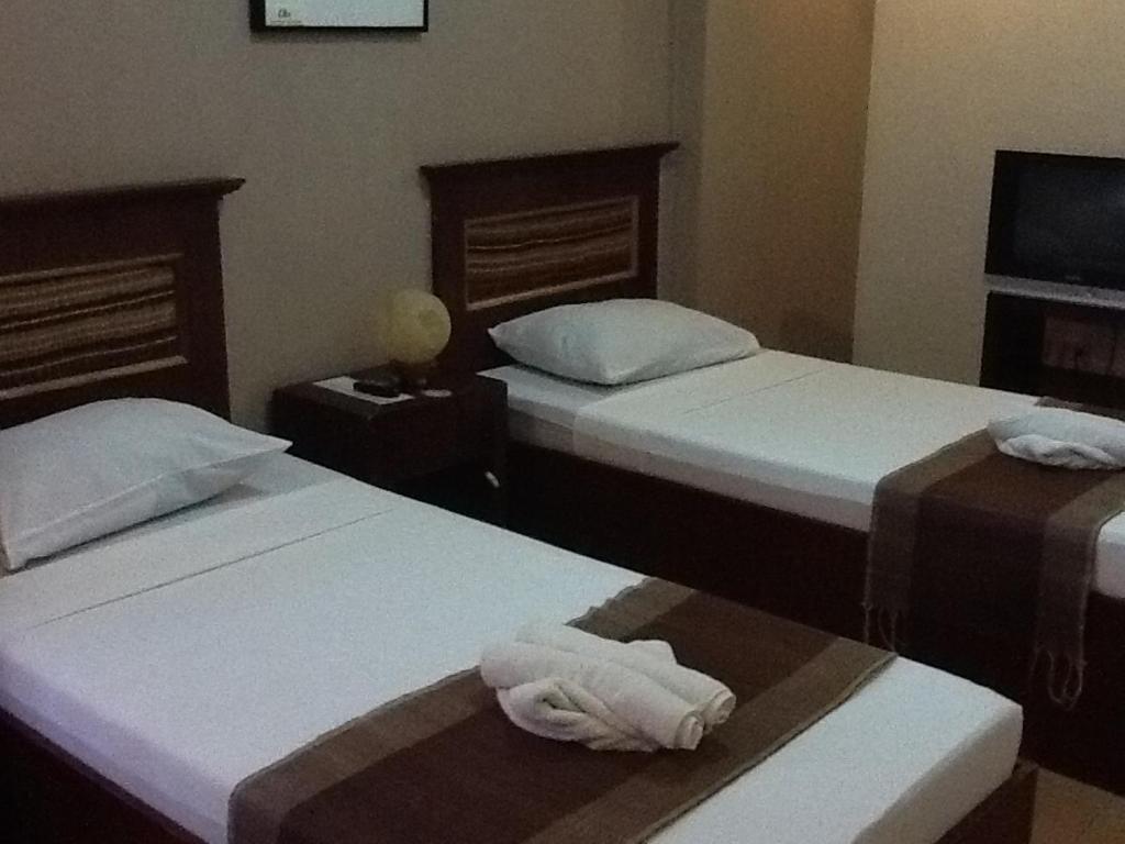Darunday Manor Hotell Tagbilaran City Exteriör bild