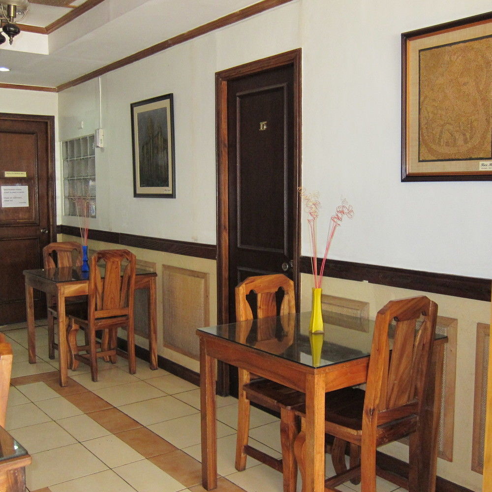 Darunday Manor Hotell Tagbilaran City Exteriör bild