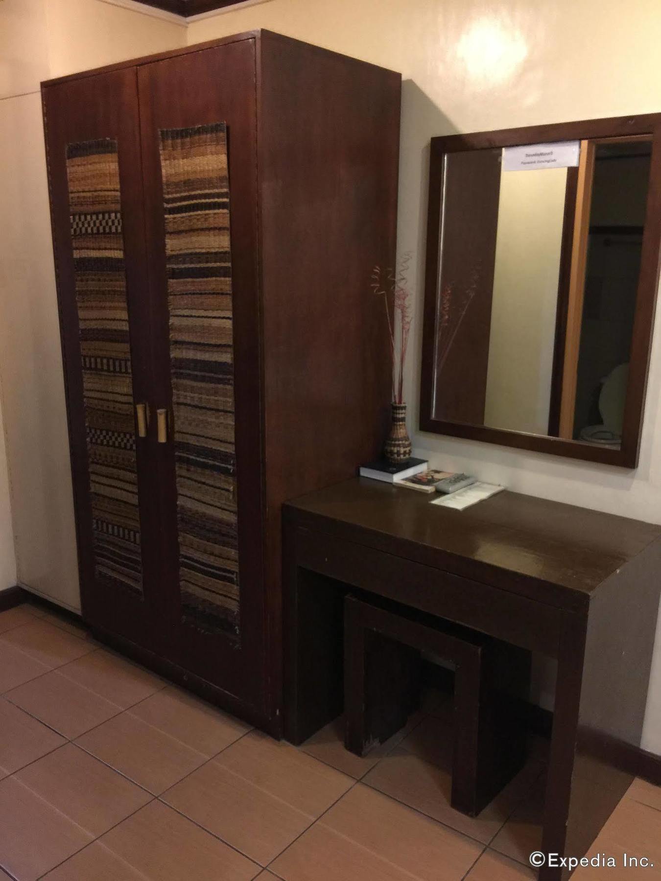 Darunday Manor Hotell Tagbilaran City Exteriör bild