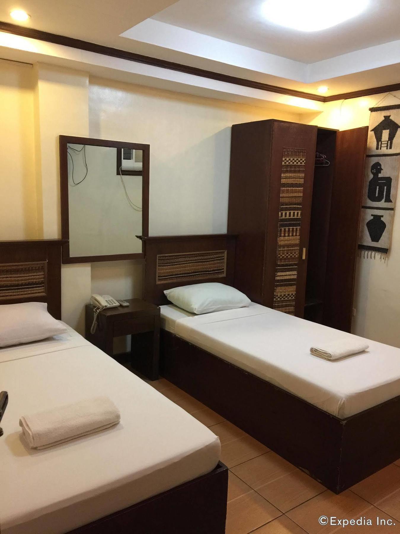Darunday Manor Hotell Tagbilaran City Exteriör bild