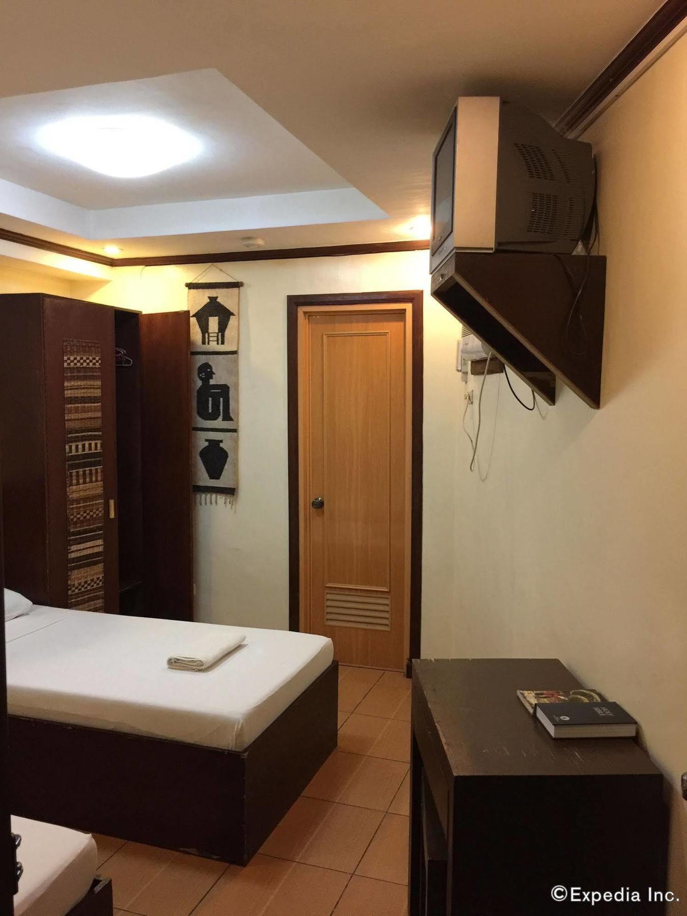Darunday Manor Hotell Tagbilaran City Exteriör bild