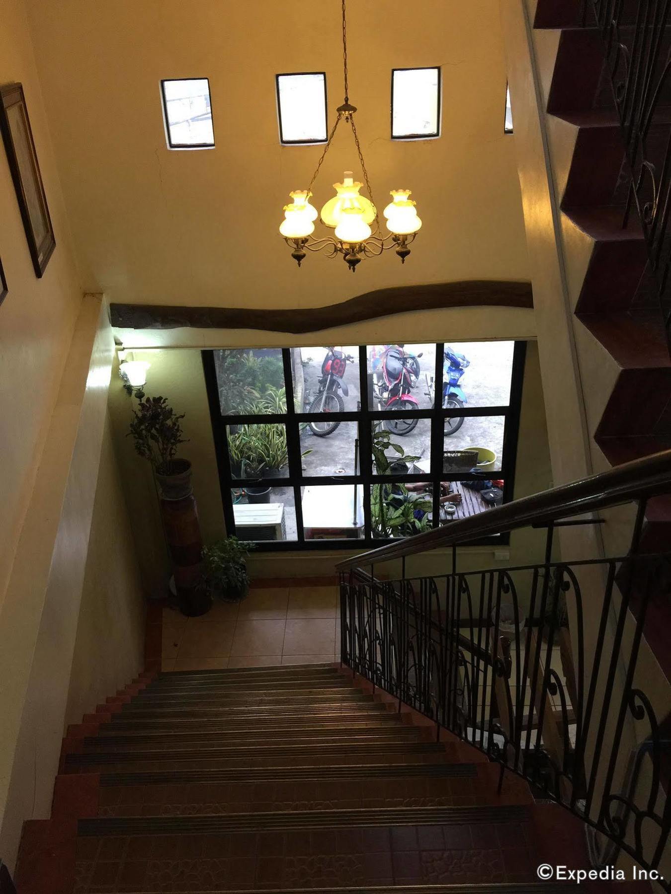 Darunday Manor Hotell Tagbilaran City Exteriör bild